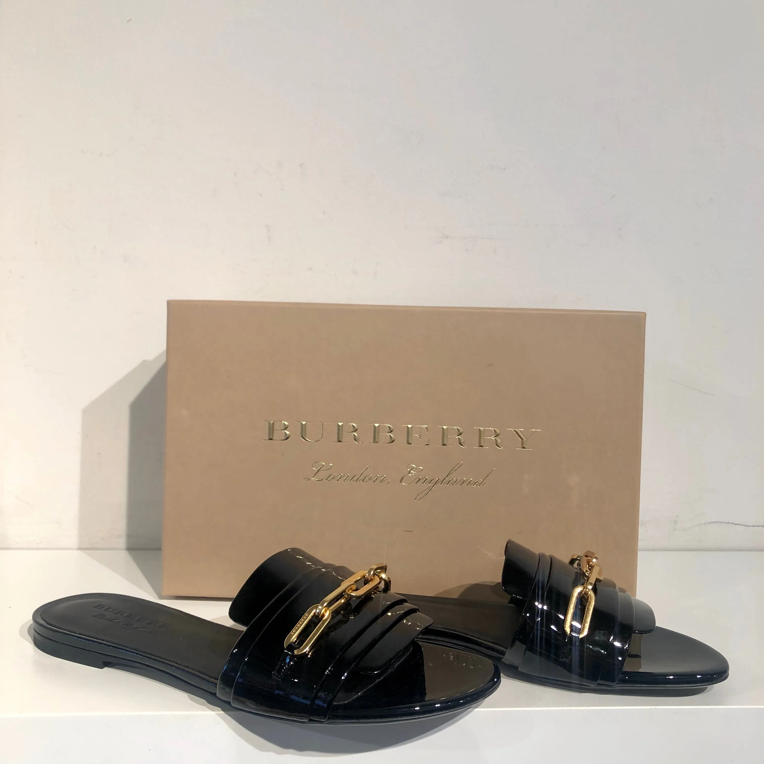 Burberry Coleford Slides