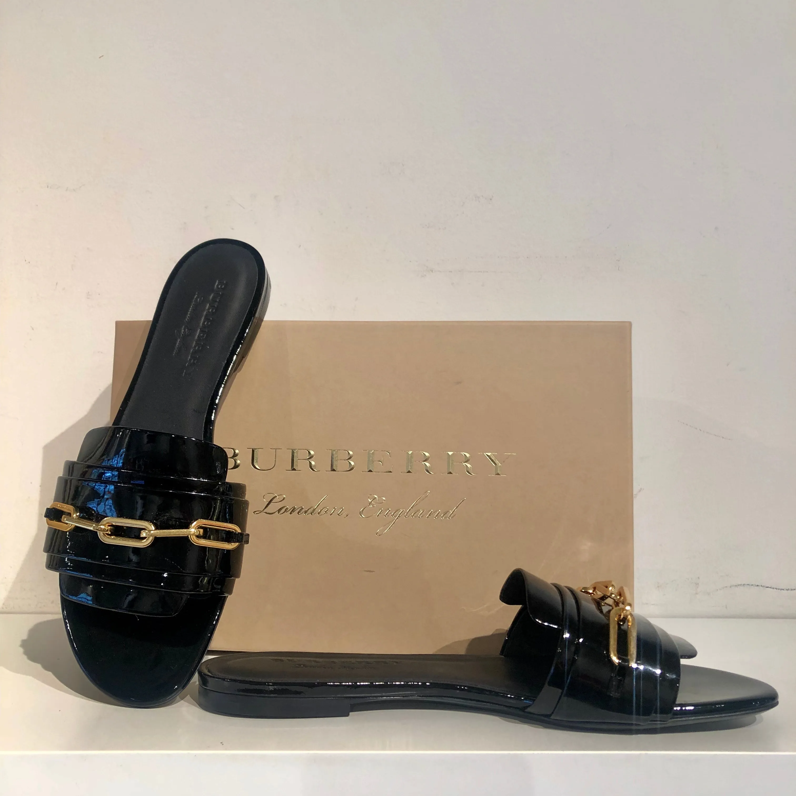 Burberry Coleford Slides