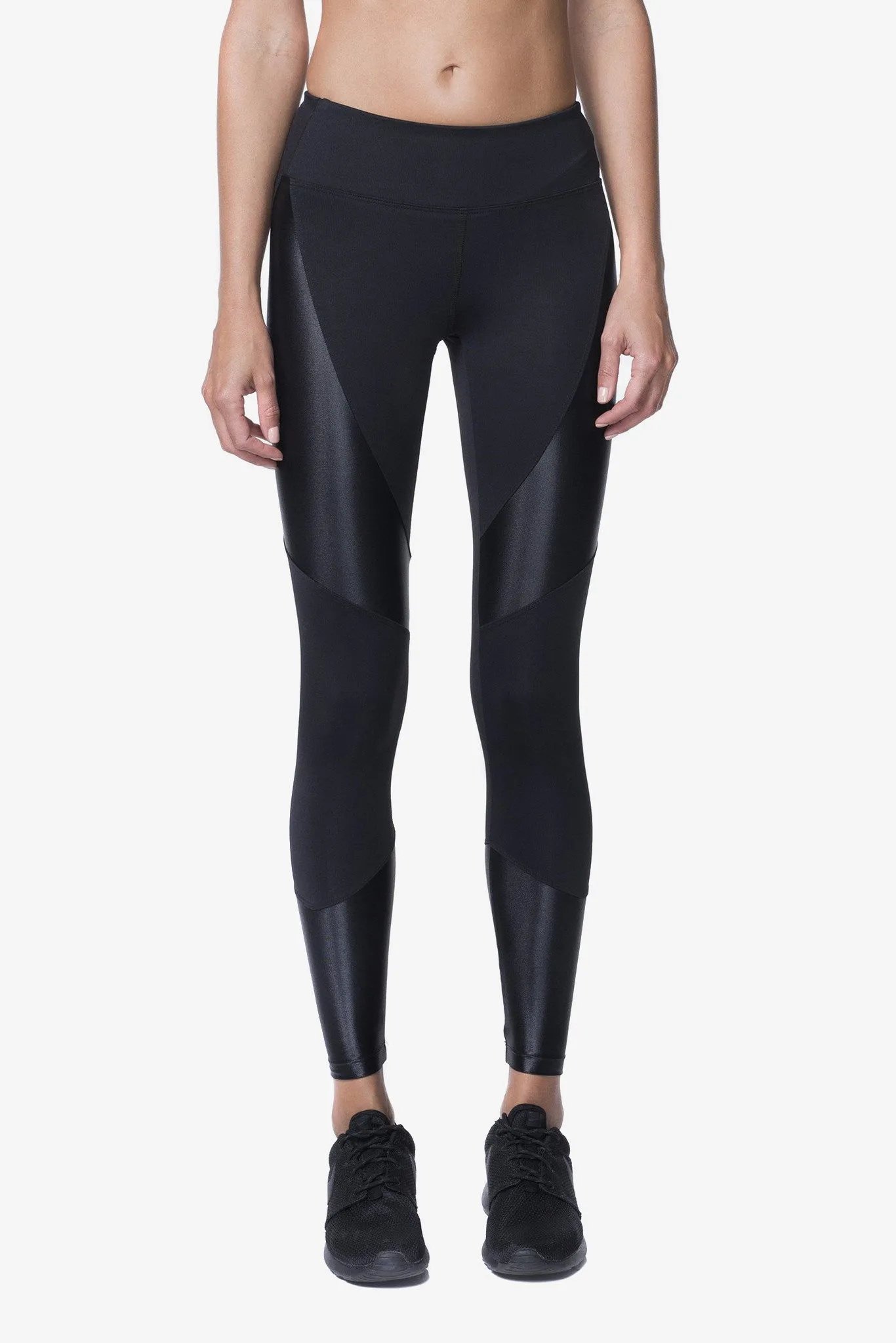 FORGE MID RISE LEGGING - BLACK