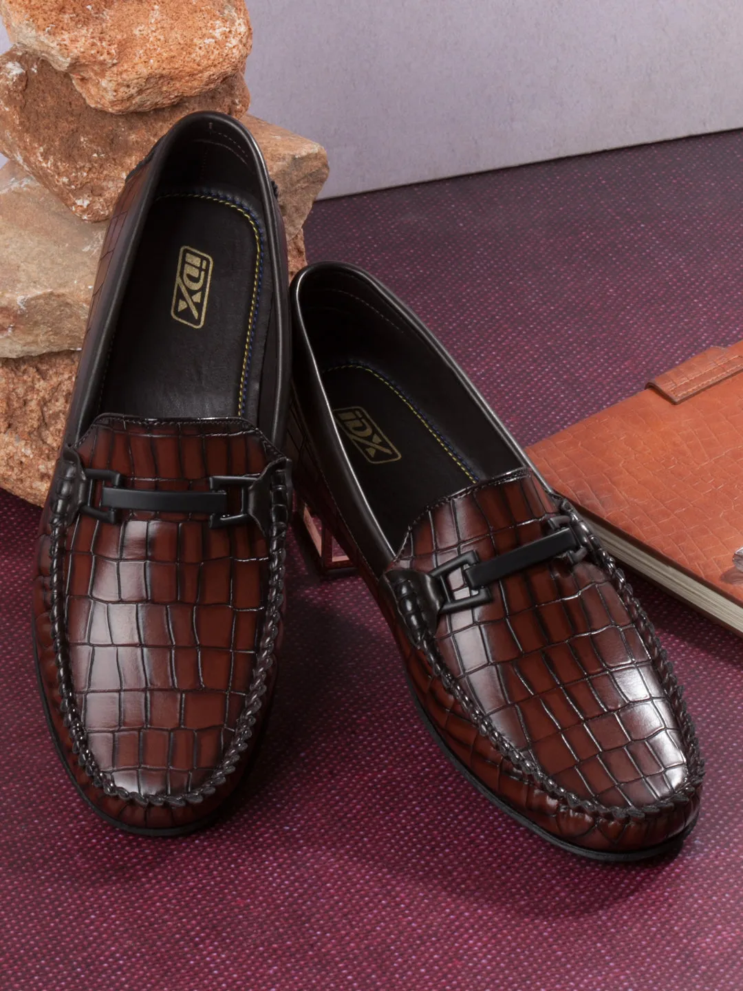 Men's Brown Moc Toe Buckle Loafer (IX4113)